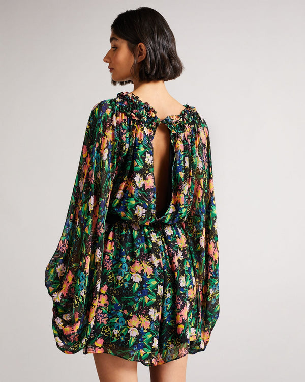 VERINE-Trousers-Feel your best in VERINE. We love the floaty fabric, the oversized blouson sleeves and the frilled neckline: the belted waist helps this floral romper to fit your figure, too. Ted Baker womenswear collection Romper Belted waist Oversized blouson sleeves Floral print Our model is 5'9"/ 1.75m and wears a size 8 Ted Baker-branded- Ted Baker Romania